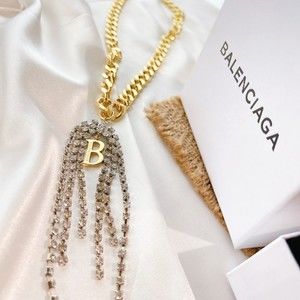 Meet your Posher, Kenneth